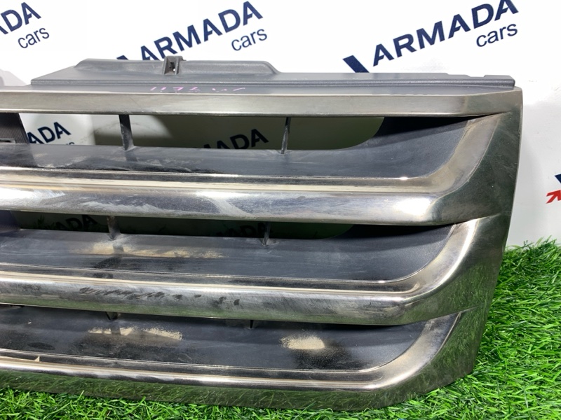 Решетка радиатора Pajero IO 2004 H76W 4G93