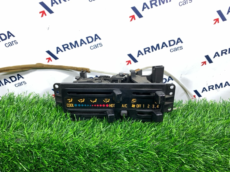 Запчасть блок управления климат-контролем Isuzu Elf 2005 LKR81 4HL1 1K0061C30 контрактная Блок управления климат-контролем Isuzu Elf 2005 LKR81 4HL1 1K0061C30 контрактная