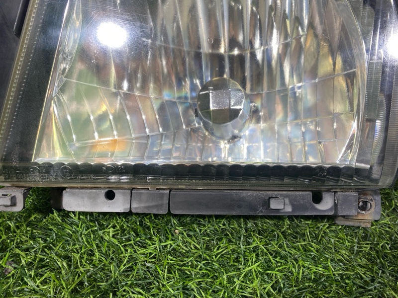 Фара передняя Elf 2005 LKR81 4HL1