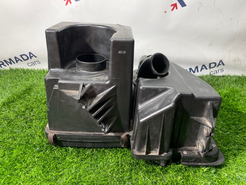 Корпус воздушного фильтра Isuzu Elf LKR81 4HL1