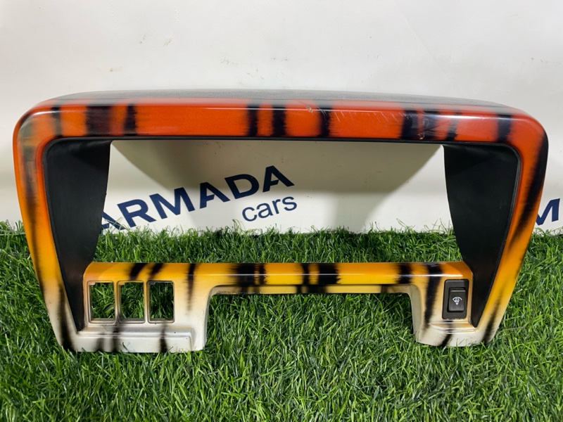 Консоль спидометра NISSAN Safari 1989 VRGY60 TD42 68240-01J00 Б/У