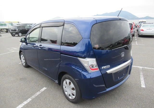 Стойка передняя Freed 2010 GB3 L15A