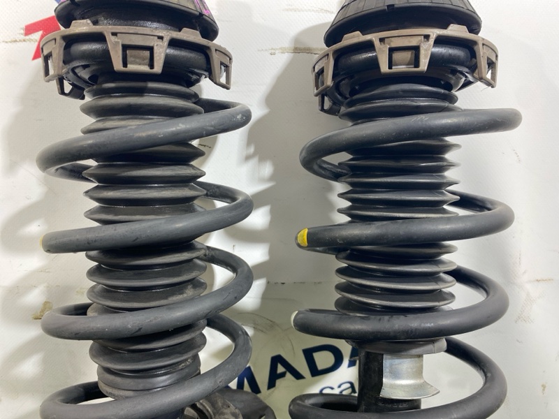 Стойка передняя Honda Freed GB3 L15A