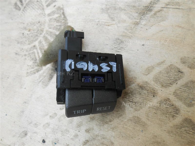 Кнопка LEXUS LS460 USF40 контрактная