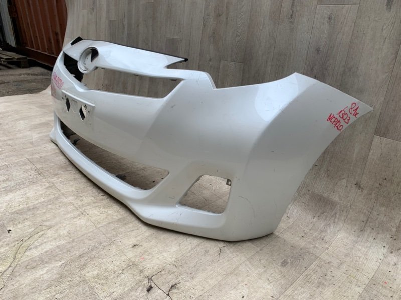 Бампер передний TOYOTA RACTIS NCP120