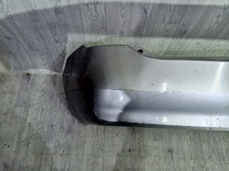 Бампер задний TOYOTA PRIUS NHW20