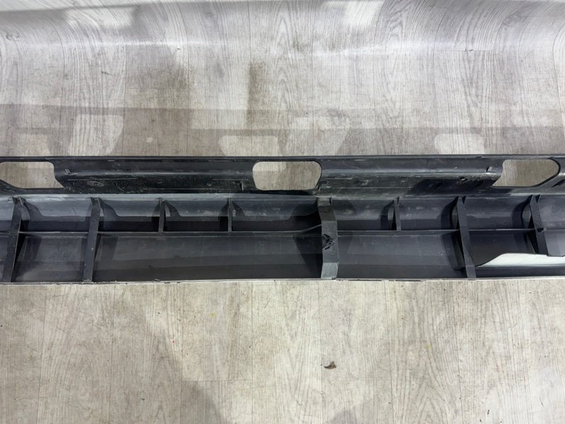 Бампер задний для MAZDA BONGO SK82V, S24A-50221, S24A-50221 17 ракурс Бампер задний для MAZDA BONGO SK82V, S24A-50221, S24A-50221 17 ракурс