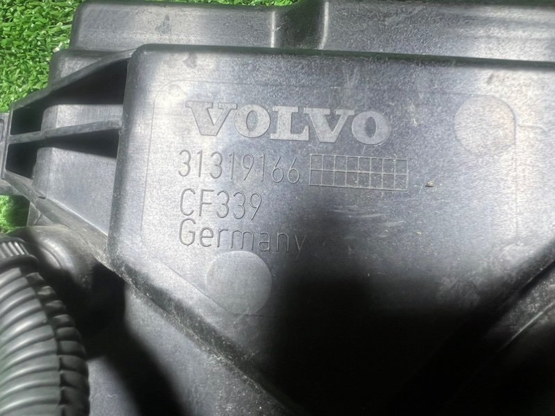Диффузор радиатора для VOLVO V40 MV, 31319166, 31319166 4 ракурс Диффузор радиатора для VOLVO V40 MV, 31319166, 31319166 4 ракурс