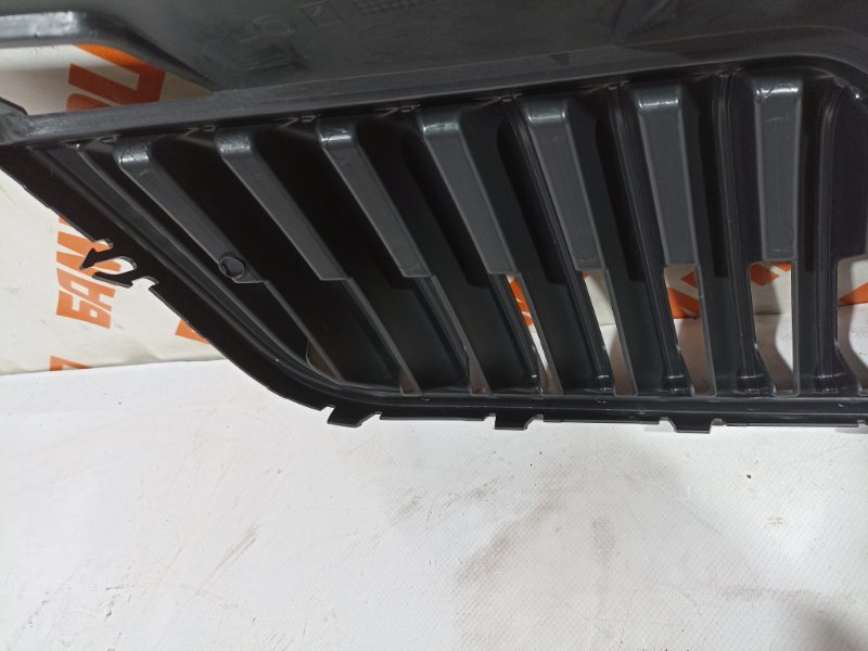 Решетка радиатора FABIA 2 2007-2014