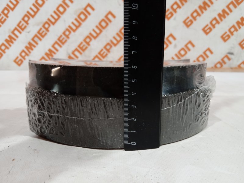 Запчасть колодки тормозные задние задние VOLKSWAGEN расходники BS-8002 новая Колодки тормозные задние задние VOLKSWAGEN расходники BS-8002 новая