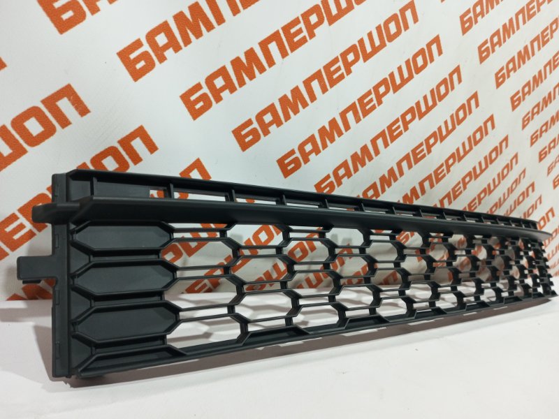 Решетка бампера центральная SKODA Rapid