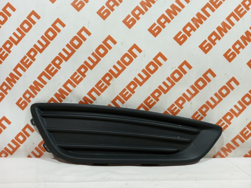 Запчасть заглушка противотуманной фары правая FORD FOCUS 3 (2015-2019) 1865387 новая Заглушка противотуманной фары правая FORD FOCUS 3 (2015-2019) 1865387 новая