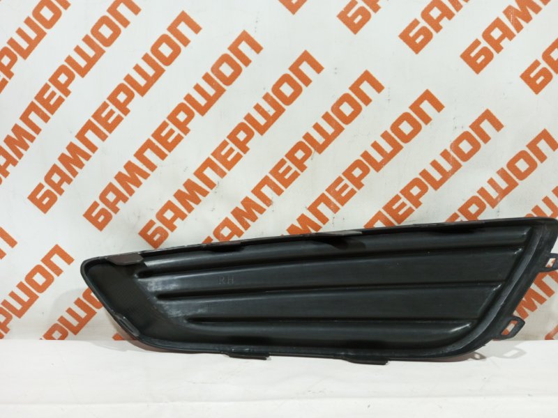 Заглушка противотуманной фары правая FOCUS 3 (2015-2019) Заглушка противотуманной фары правая FOCUS 3 (2015-2019)