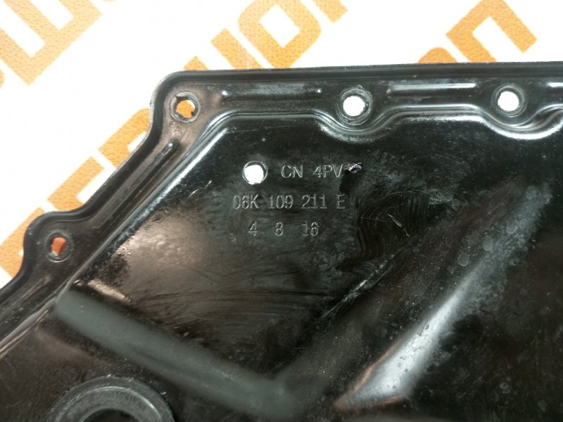 Крышка цепи грм OCTAVIA 2 A5 04-13