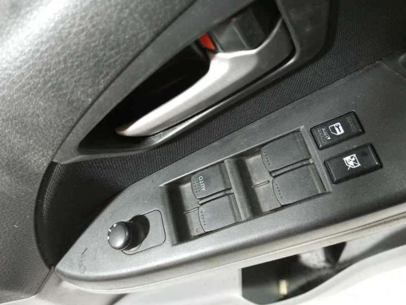 Дверь передняя правая SX4 2007 1