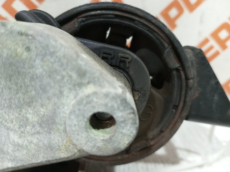 Подушка ДВС SX4 2007 1