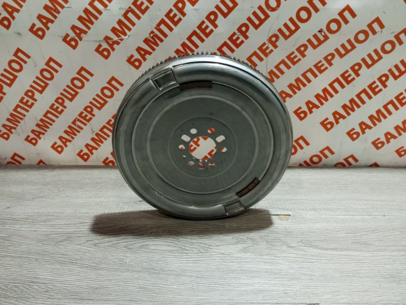 Маховик 4150518090 новая