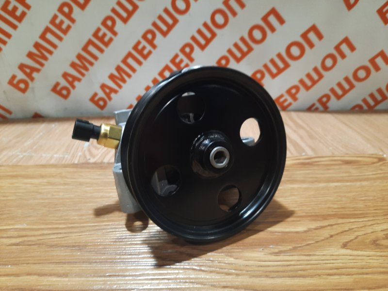 Запчасть насос гур FORD Focus 2 (2005-2011) 1362652 новая Насос ГУР FORD Focus 2 (2005-2011) 1362652 новая