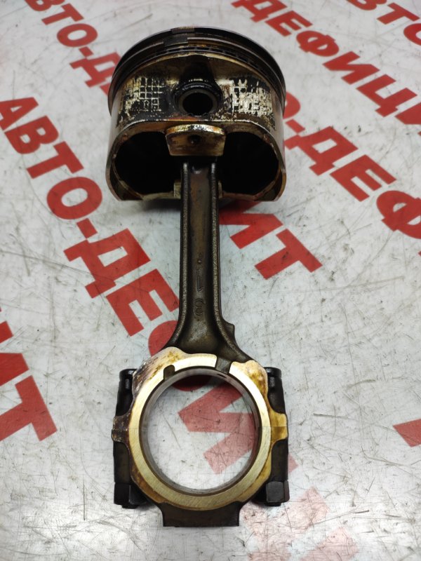 Поршень шатун Maxima A33 VQ30 DE