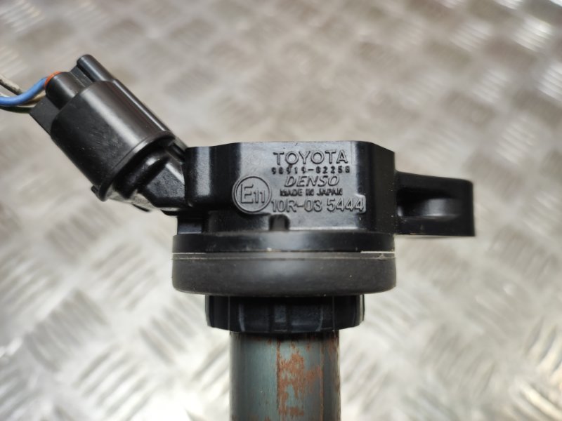 Катушка зажигания Toyota RAV4 30 3ZR Катушка зажигания Toyota RAV4 30 3ZR