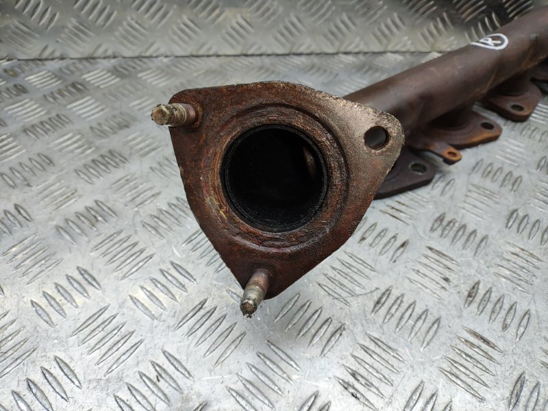 Коллектор выпускной GX470 2009 2UZFE Коллектор выпускной GX470 2009 2UZFE