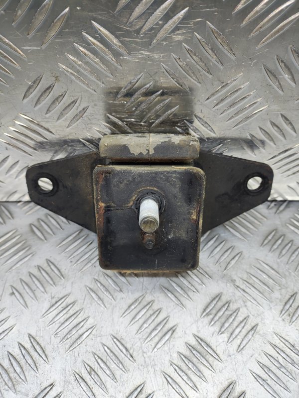 Подушка двигателя Lexus GX470 2UZFE Подушка двигателя Lexus GX470 2UZFE