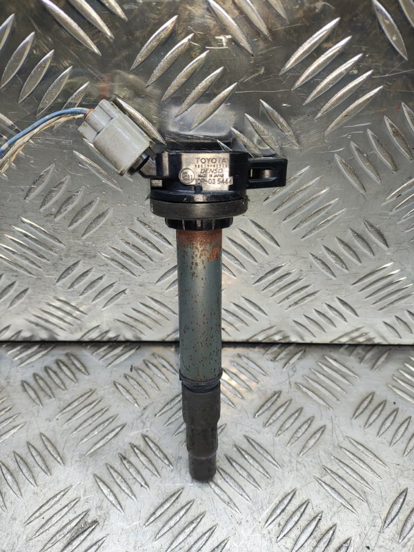 Катушка зажигания Toyota RAV4 30 40 3ZRFAE