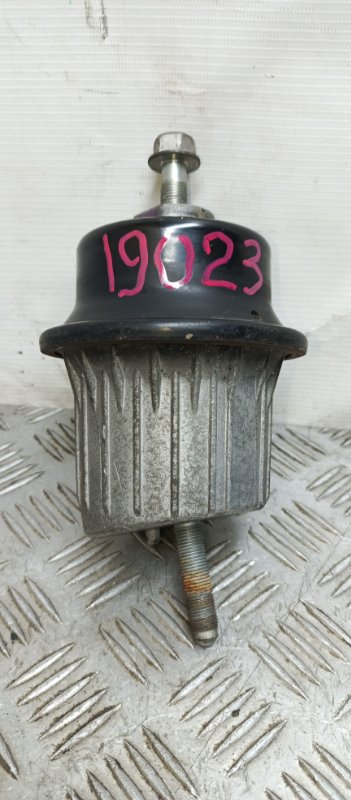 Запчасть подушка двигателя Lexus GS 300 2010 GRS190 3GR-FSE 1236131190 контрактная Подушка двигателя Lexus GS 300 2010 GRS190 3GR-FSE 1236131190 контрактная