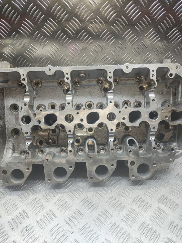 Головка блока цилиндров L200 Pajero Sport 4D56U