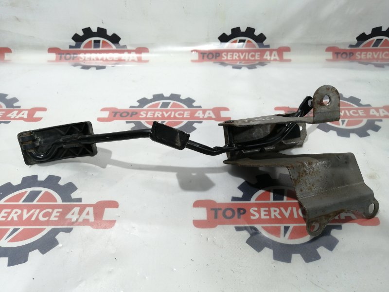 Педаль газа Scorpio 1996 GFR 2.3L DOHC Педаль газа Scorpio 1996 GFR 2.3L DOHC