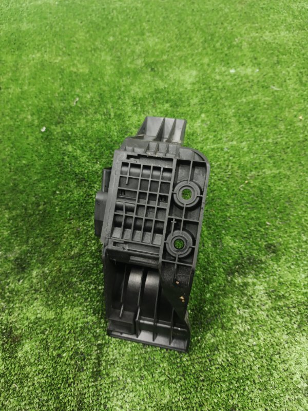 Педаль газа Mercedes-Benz E-Class W212 OM651D22LL