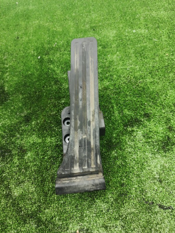 Педаль газа E-Class 2015 W212 OM651D22LL