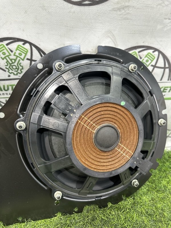 Сабвуфер Discovery 2014 L319 306DT