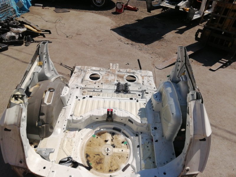 Rear cut Q7 2006 WAUZZZ4L27D045706