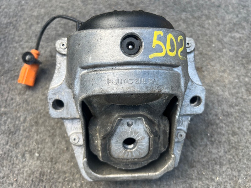 Запчасть подушка двигателя левая AUDI A4 2012 B8/8K2 8R0199381 контрактная Подушка двигателя левая AUDI A4 2012 B8/8K2 8R0199381 контрактная