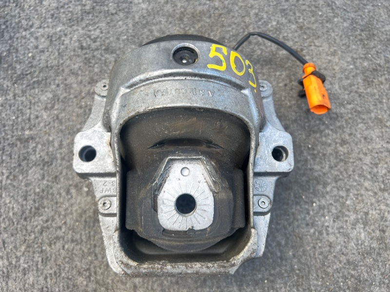 Подушка двигателя правая AUDI A4 2012 B8/8K2 8R0199381 контрактная