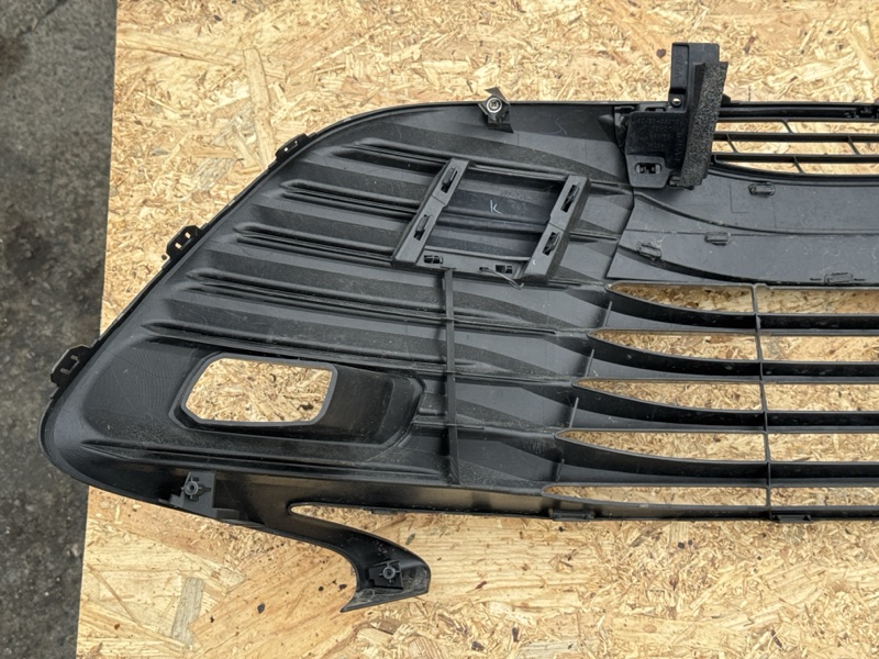 Решетка бампера передняя CAMRY ASV70 Решетка бампера передняя CAMRY ASV70