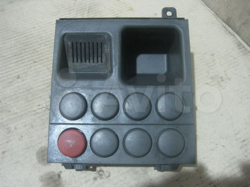 Накладка под кнопки Iveco Daily 3 500336398 Б/У