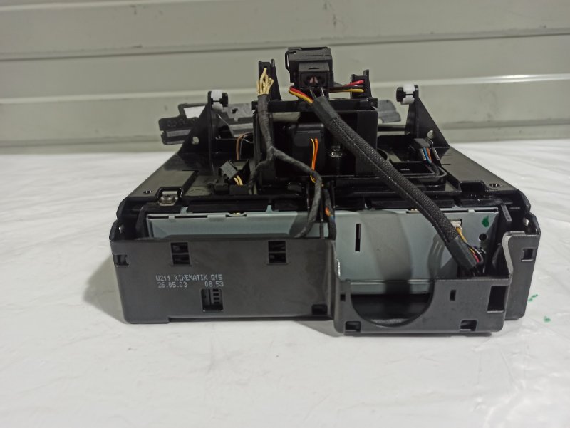 Блок кнопок W211 E-Class 2002 - 2009 Седан Блок кнопок W211 E-Class 2002 - 2009 Седан