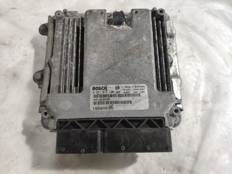 Запчасть блок управления двс эбу Mitsubishi Outlander XL CW 2006-2012 CW 1860A906 Б/У Блок управления ДВС ЭБУ Mitsubishi Outlander XL CW 2006-2012 CW 1860A906 Б/У