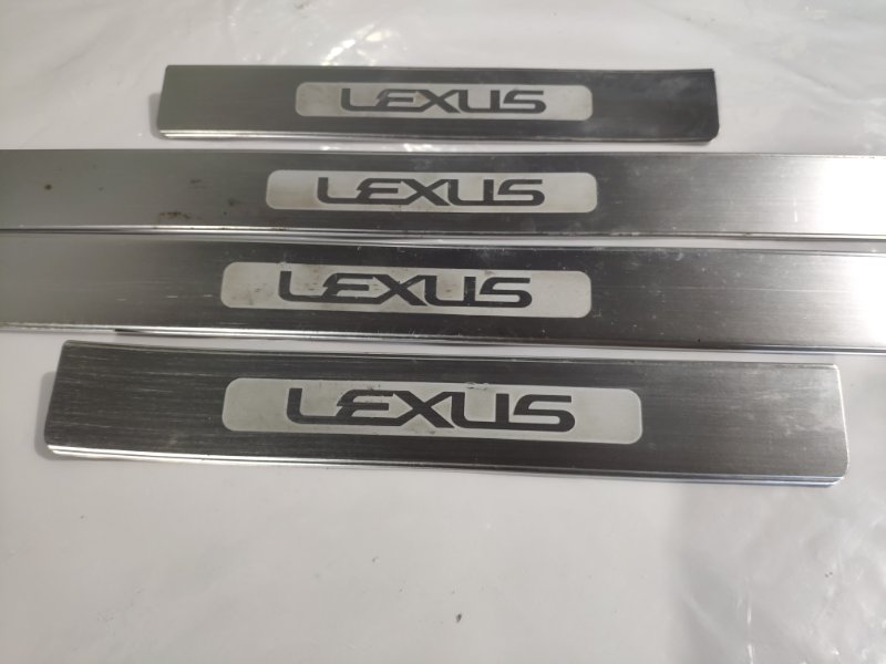 Накладка наружная Lexus GS300 3.0 i