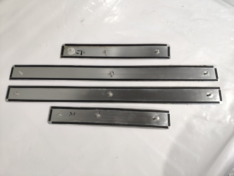 Накладка наружная GS300 2007 - 2011 3.0 i