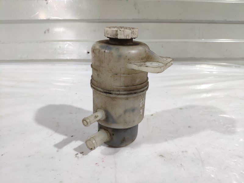 Бачок ГУР Lancer 9 CS 2003 - 2008 4G131.3 Бачок ГУР Lancer 9 CS 2003 - 2008 4G131.3