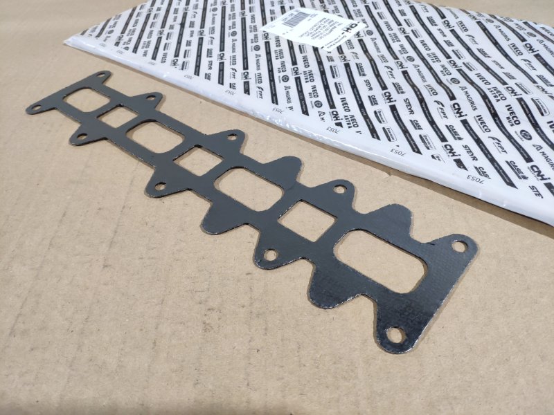 Прокладка выпускного коллектора Ducato / Daily / Patriot 2002 - наст. время 244 / 250 2.3 JTD Прокладка выпускного коллектора Ducato / Daily / Patriot 2002 - наст. время 244 / 250 2.3 JTD