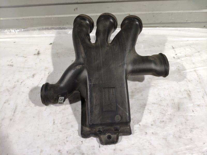 Воздуховод Iveco Daily 4 2005 - 2018 2.3 HDI 500357902 Б/У