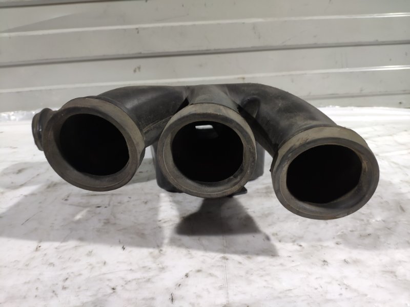 Воздуховод Daily 4 2005 - 2018 2.3 HDI