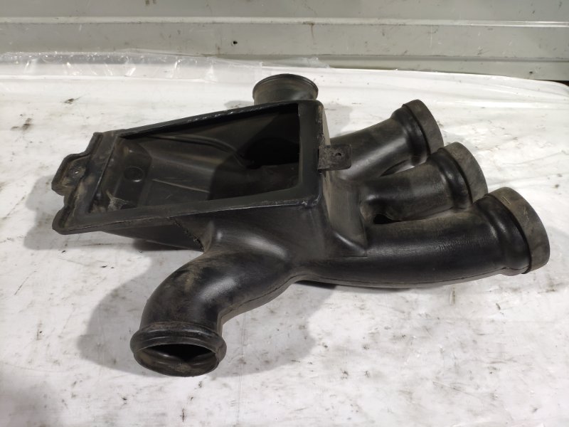 Воздуховод Daily 4 2005 - 2018 2.3 HDI