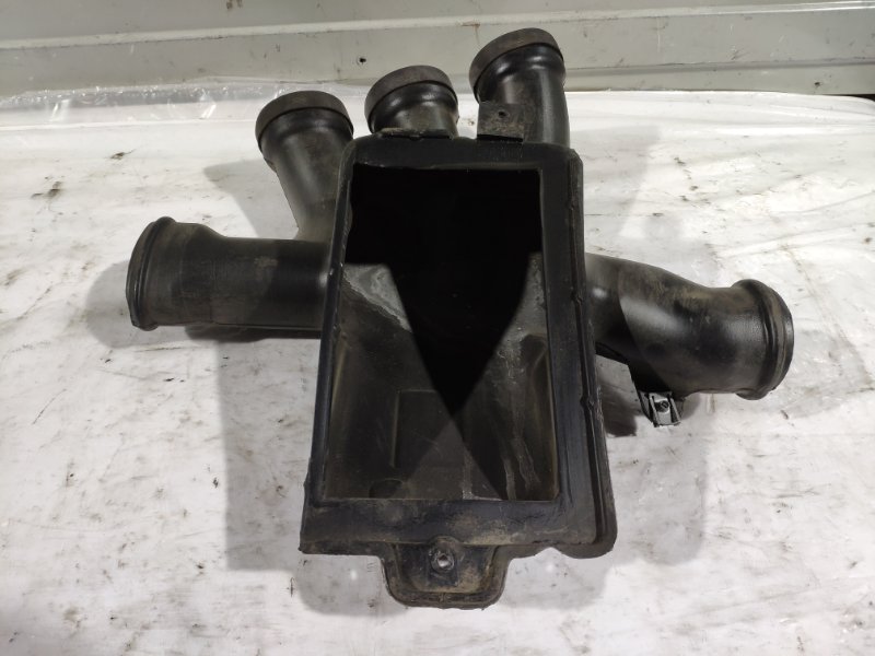 Воздуховод Daily 4 2005 - 2018 2.3 HDI