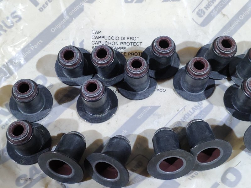 Колпачок маслосъемный