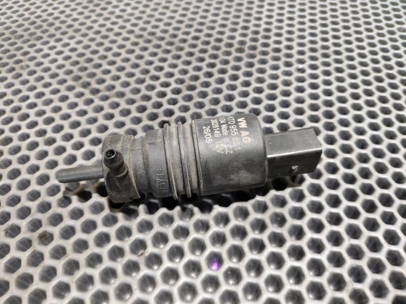 Насос бачка омывателя Mitsubishi Lancer 9 CS 1T0995651 Б/У